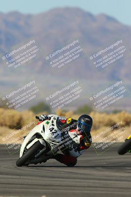 media/Dec-06-2024-CVMA Friday Practice (Fri) [[e1d1c5d4fc]]/4-Group 4 and Trackday/Session 4 (Turn 16)/